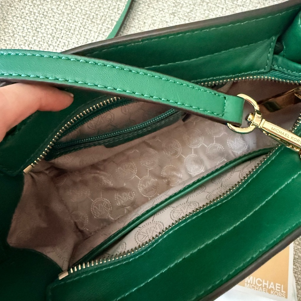 Michael Kors Green Crossbody Bag with Gold Accents - Picture 9 of 9